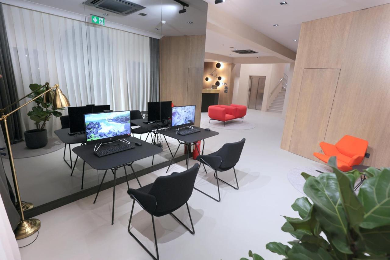 Hotel Milenij ماكارسكا المظهر الخارجي الصورة