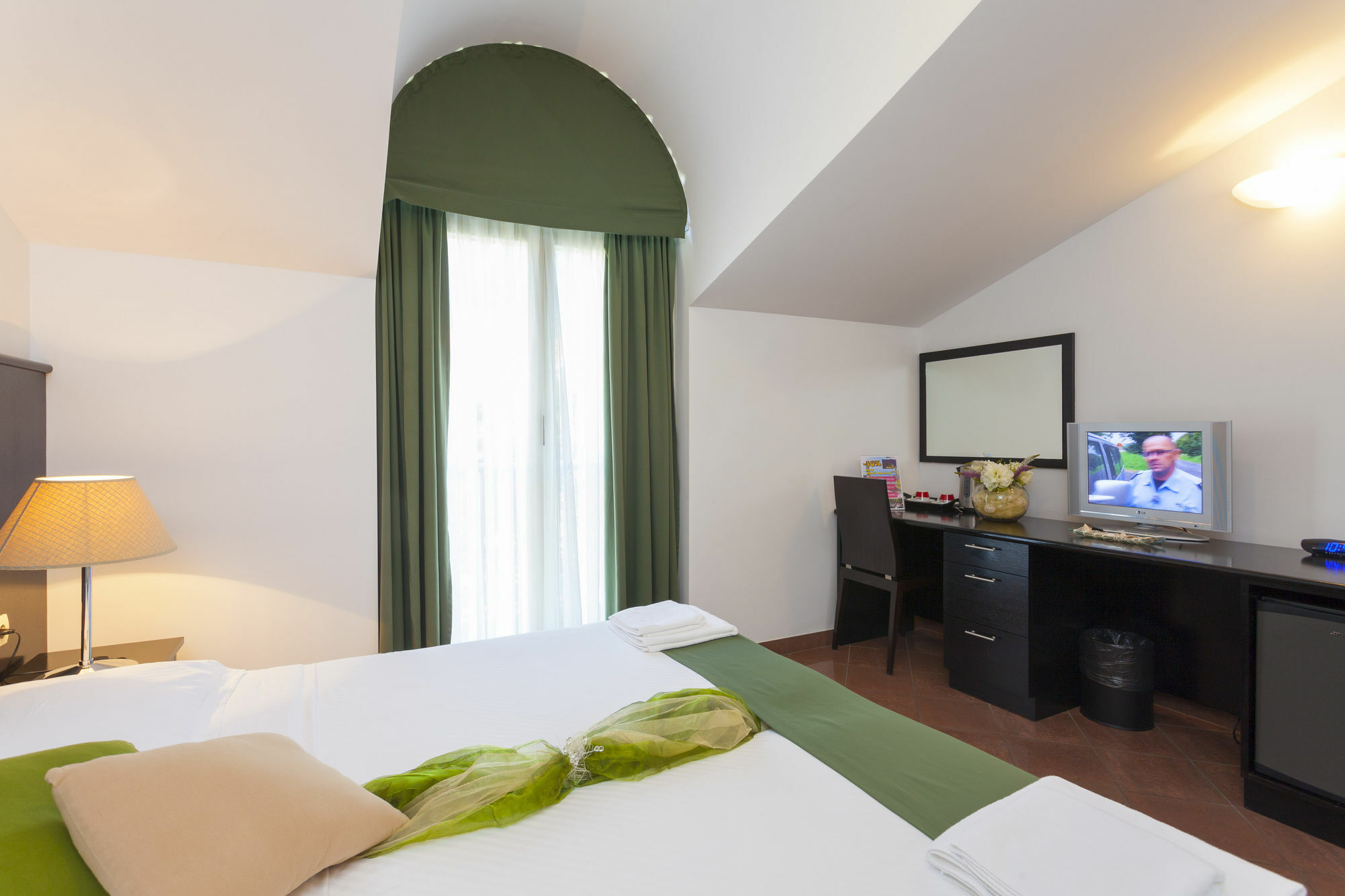 Hotel Milenij ماكارسكا المظهر الخارجي الصورة